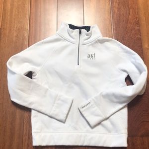 EUC Abercrombie & Fitch zippered fleece mid layer